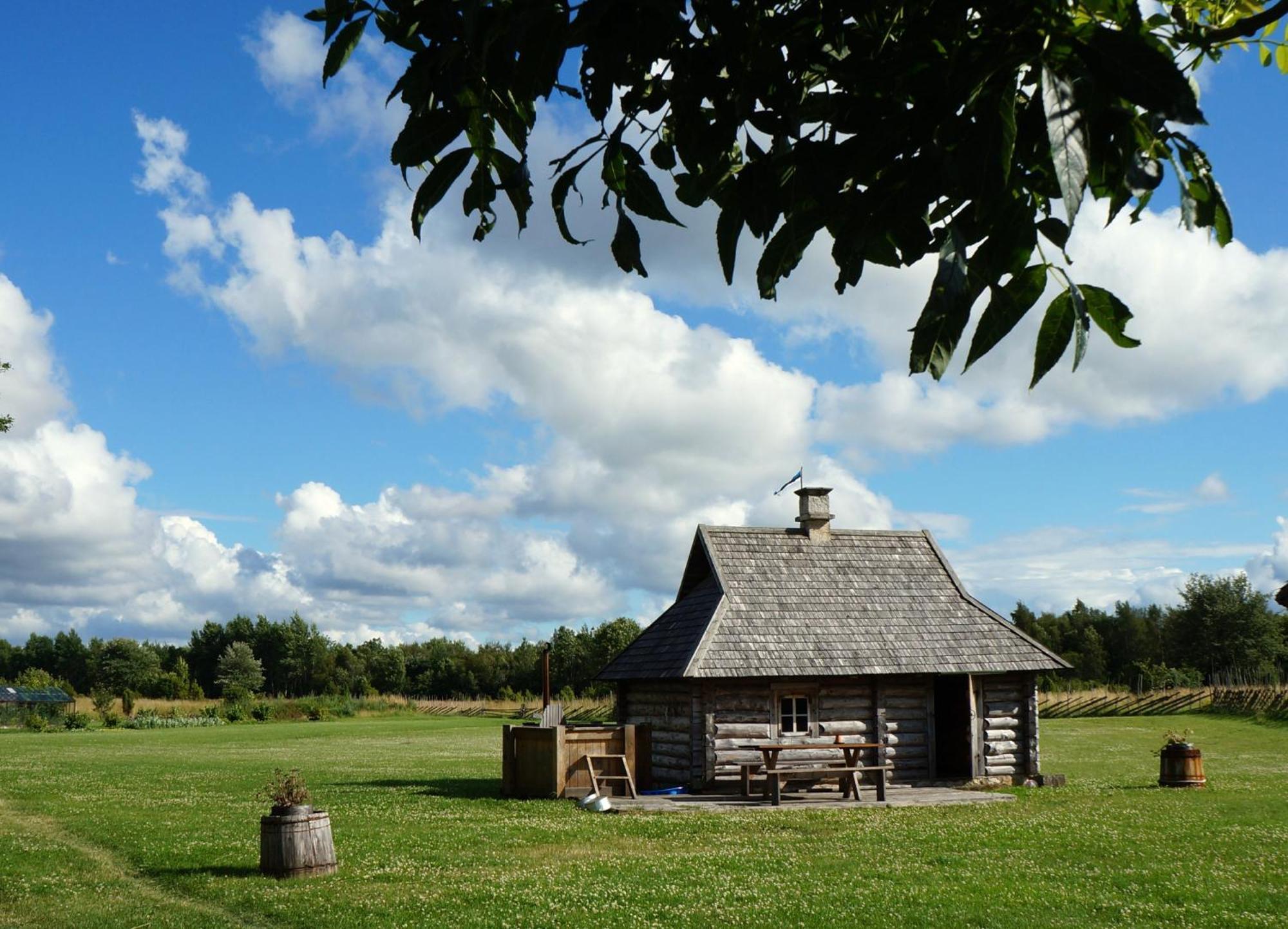 Anni Tourism Farm Villa Tammese Exteriör bild