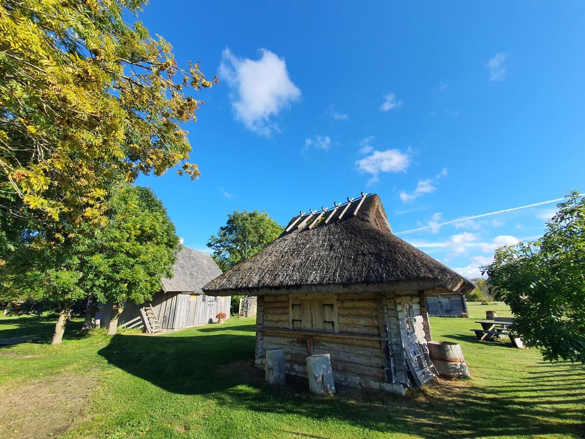 Anni Tourism Farm Villa Tammese Exteriör bild