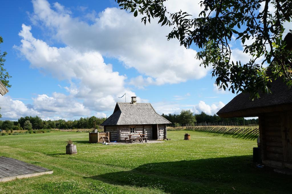 Anni Tourism Farm Villa Tammese Exteriör bild