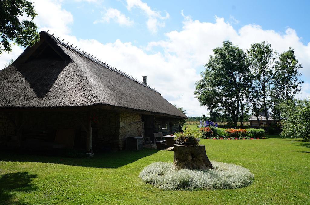 Anni Tourism Farm Villa Tammese Exteriör bild