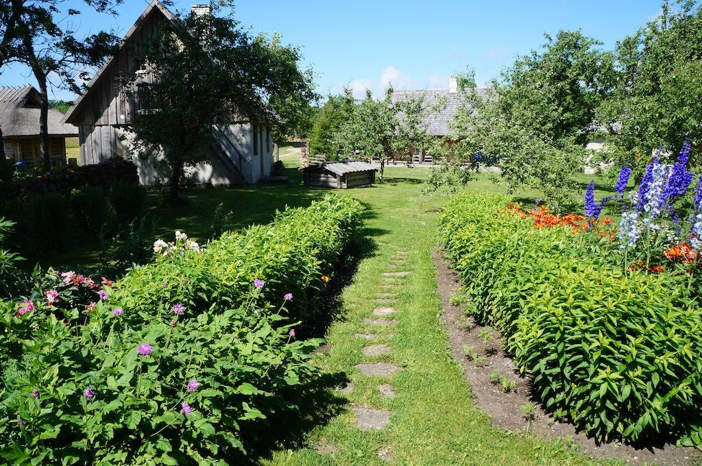 Anni Tourism Farm Villa Tammese Exteriör bild